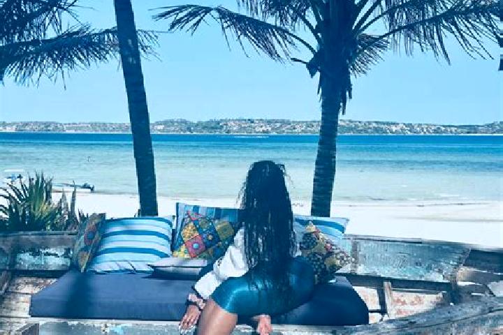 Layla, 35 — Escort in Bilene, Mozambique