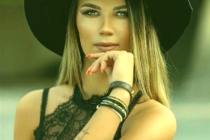 Layla, 35 — Escort in Witkowo, Poland