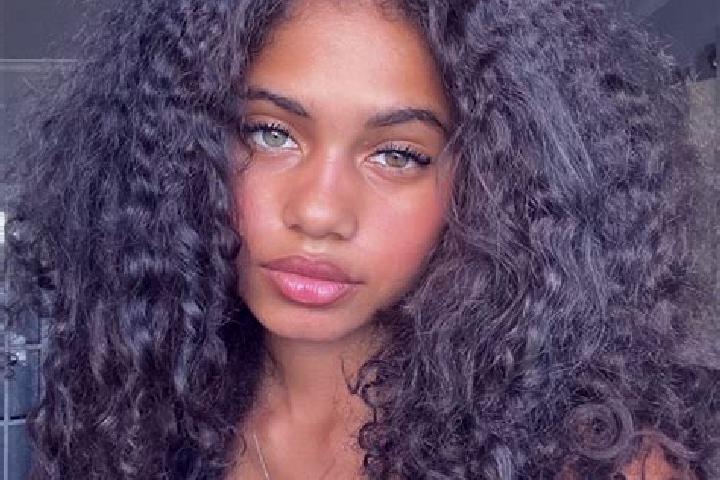 Layla, 36, a black brown-eyed ebony companion based in Al Araad. Offering Travel Companion, Deep French Kissing, Dinner Date, BDSM. Available for incall and ...