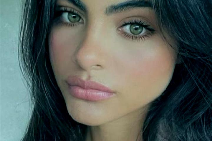 Layla, 36, a dark blonde green-eyed middle eastern companion based in Ligne. Offering Fetish, Dinner Date, Roleplay, A-Level. Available for incall and outcal...