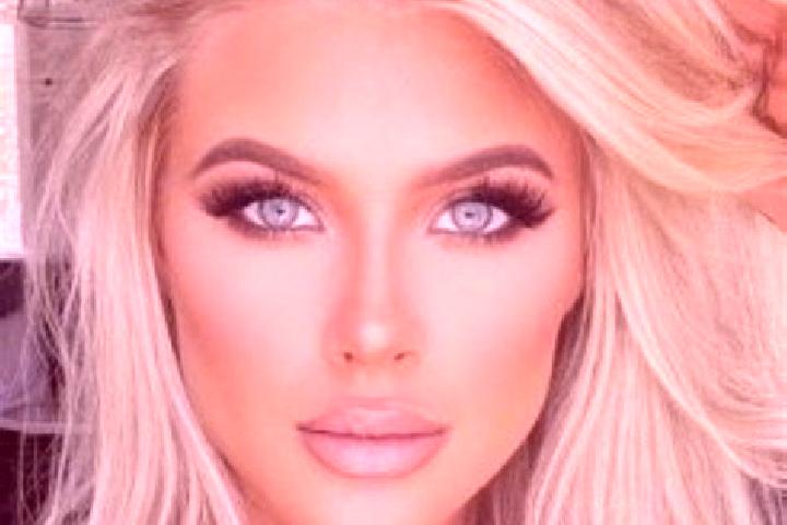Layla, 36, a platinum blonde blue-eyed latina companion based in Vanderhoof. Offering Girlfriend Experience, Deep French Kissing, GFE. Available for incall a...