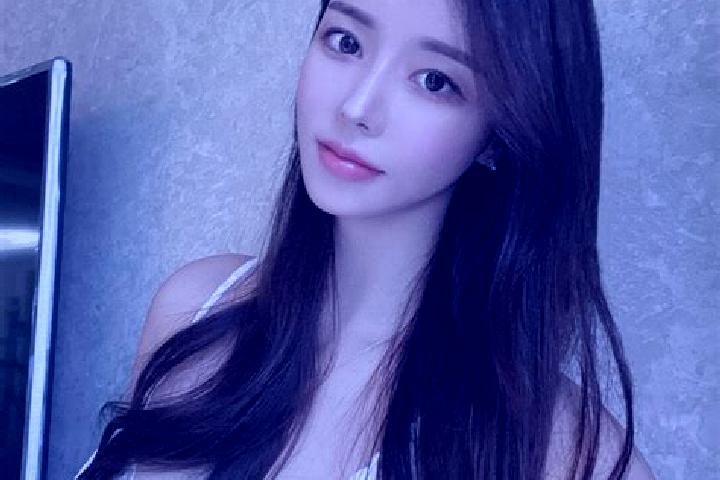 Layla, 36 — Escort in Aketikandun, China