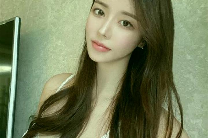 Layla, 36 — Escort in Gongchangling, China