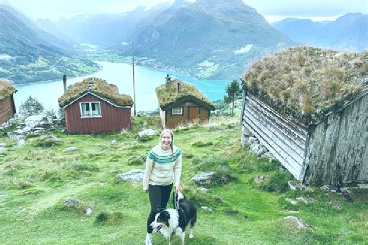 Layla, 36 — Escort in Knappskog, Norway