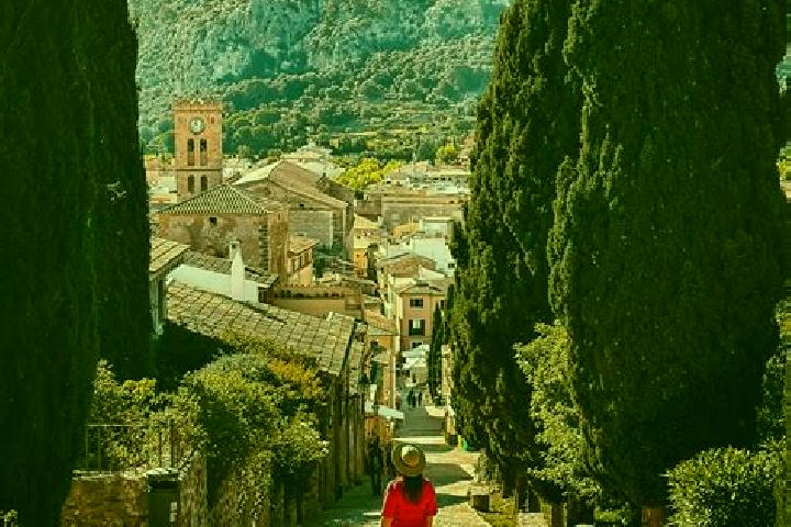Layla, 36 — Escort in Pollenca, Spain