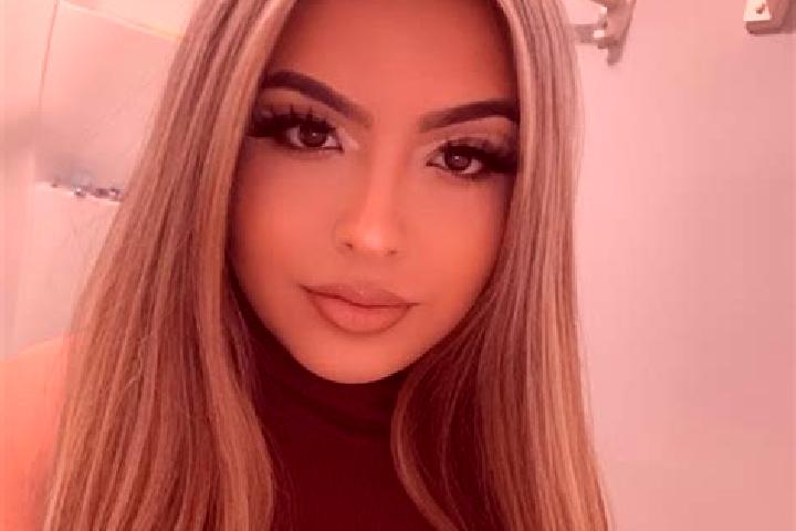 Layla, 37, a blonde dark-eyed latina companion based in Brea de Tajo. Offering A-Level, Erotic Massage, GFE, Party Girl. Available for incall and outcall, da...