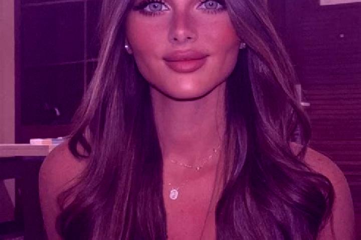 Layla, 37, a brunette dark-eyed ebony companion based in Bigastro. Offering Domination, 69, CIM. Available for incall and outcall, overnight bookings available.