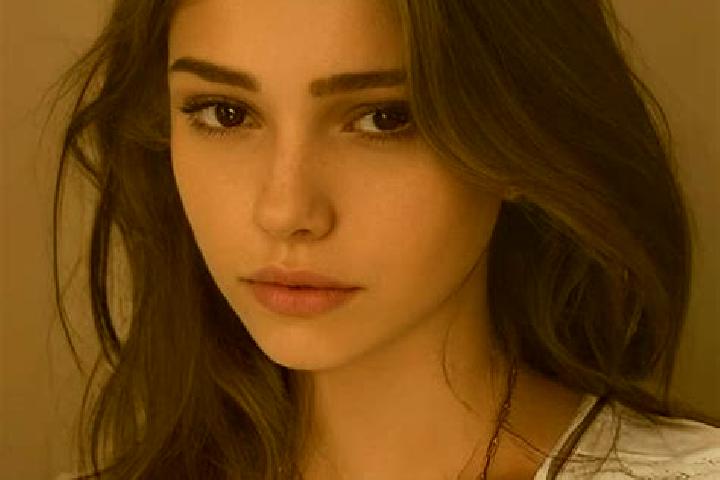 Layla, 37, a chestnut grey-eyed slavic companion based in Brzoza Krolewska. Offering Dinner Date, Deep French Kissing, Domination, 69. Available for incall a...