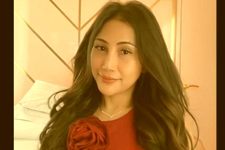 Layla, 37 — Escort in Padangsappa, Indonesia