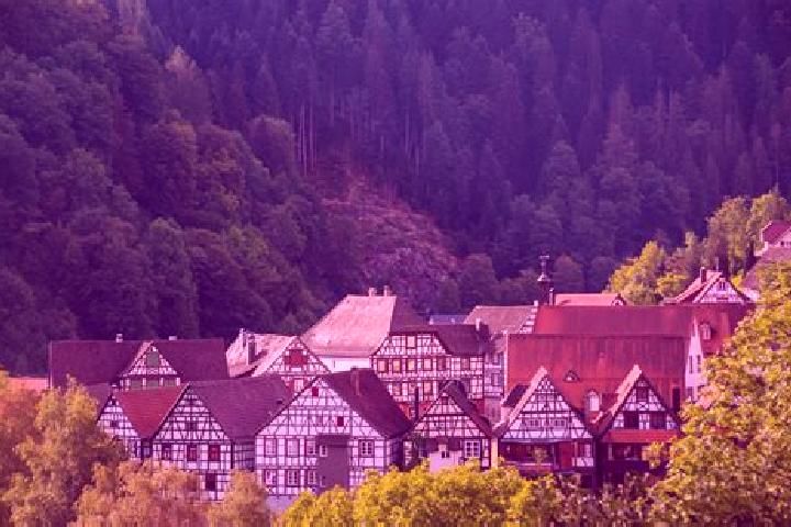 Layla, 37 — Escort in Schmeheim, Germany