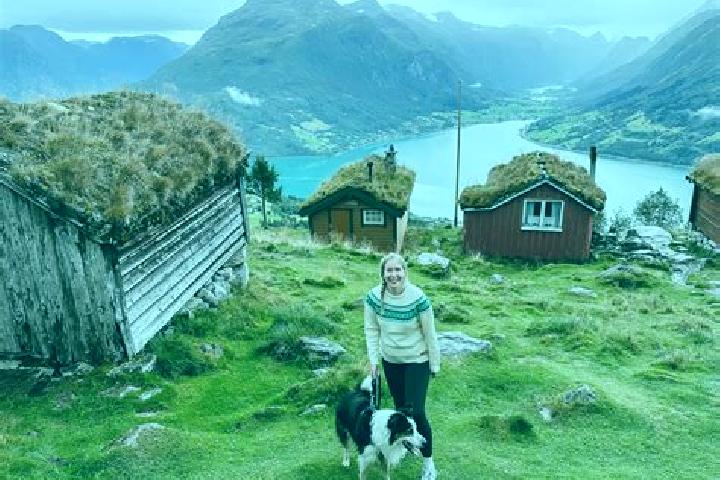 Layla, 38 — Escort in Hoyanger, Norway