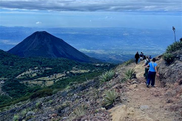 Layla, 38 — Escort in Izalco, El Salvador