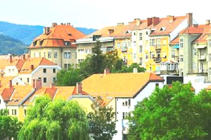 Layla, 38 — Escort in Kasaze, Slovenia