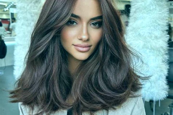 Layla, 39, a auburn brown-eyed latina companion based in Dayanbei. Offering 69, Couples, GFE. Available for incall and outcall, overnight bookings available.