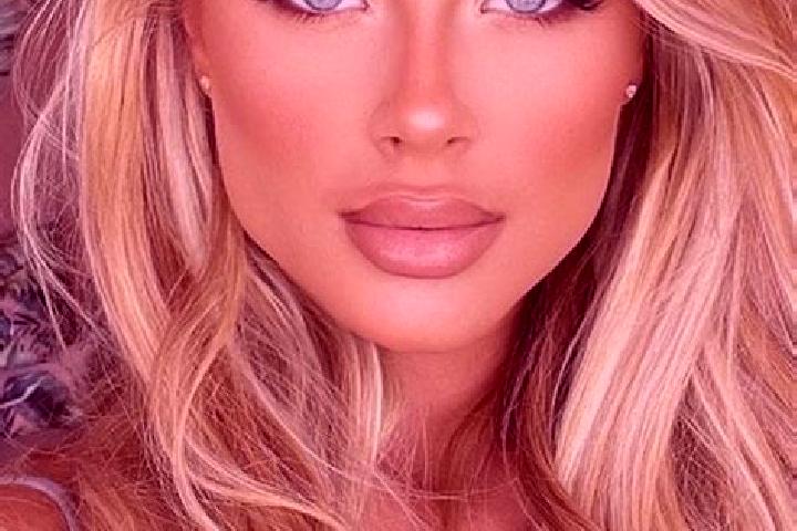 Layla, 39, a blonde blue-eyed latina companion based in Tabalah. Offering Couples, Tantra, Girlfriend Experience, Party Girl. Available for incall and outcal...