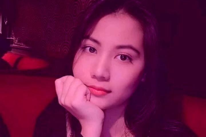Layla, 39 — Escort in Tangkolo, Indonesia