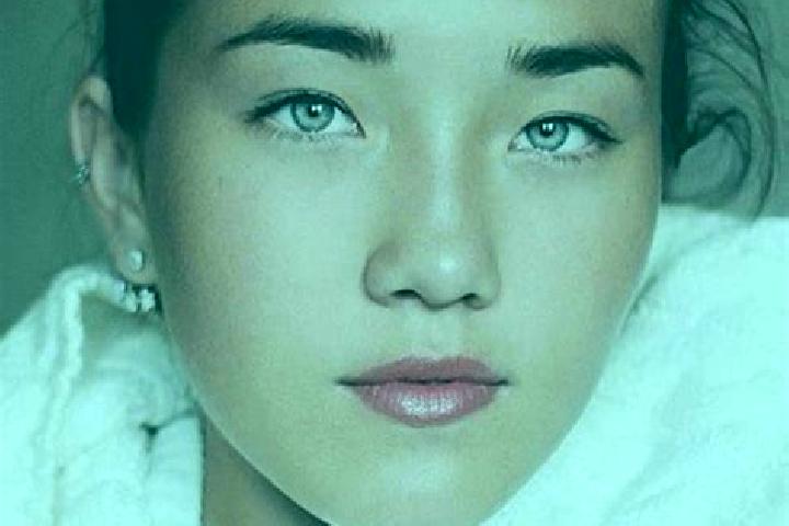 Lillian, 20, a chestnut grey-eyed caucasian companion based in Wellenstein. Offering Tantra, Domination, Travel Companion, Overnight, Couples. Available for ...