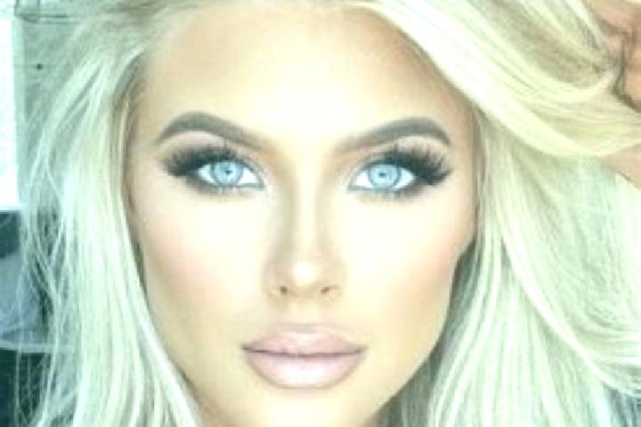 Lillian, 20, a platinum blonde dark-eyed mixed companion based in Belen. Offering Duos, Roleplay, Travel Companion, A-Level. Available for incall and outcall...
