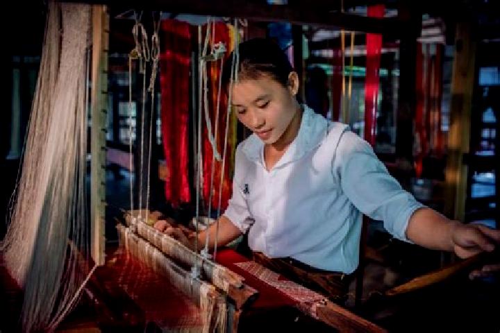 Lillian, 20 — Escort in Ban Thakho, Laos