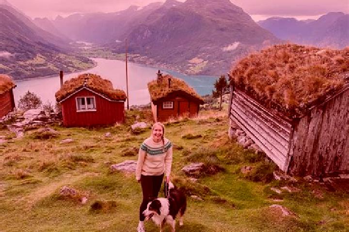 Lillian, 20 — Escort in Batnfjordsora, Norway