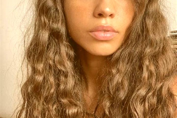 Lillian, 21, a brunette hazel-eyed mixed companion based in Darala. Offering Erotic Massage, Travel Companion. Available for incall and outcall, overnight bo...