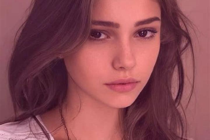 Lillian, 21, a chestnut grey-eyed slavic companion based in Pautovo. Offering Striptease, CIM, A-Level. Available for incall and outcall, overnight bookings ...