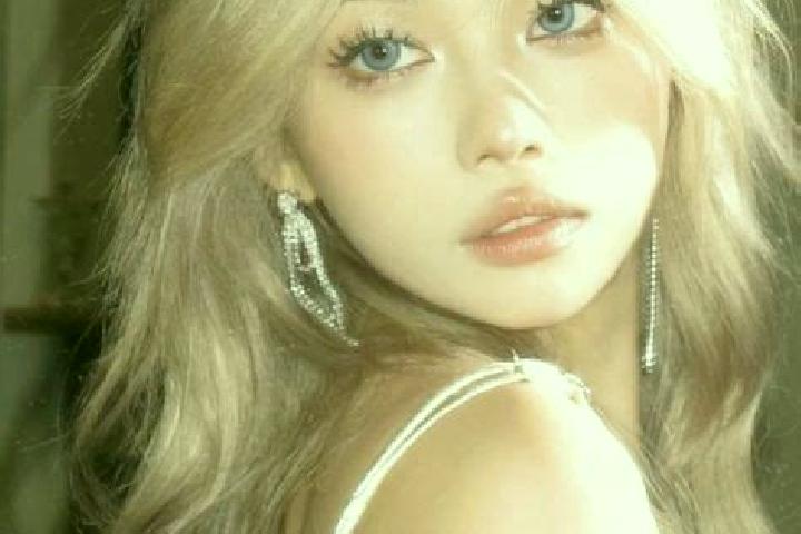 Lillian, 21, a dark blonde blue-eyed asian companion based in Dahoua. Offering Party Girl, Roleplay, OWO, Travel Companion. Available for incall and outcall,...