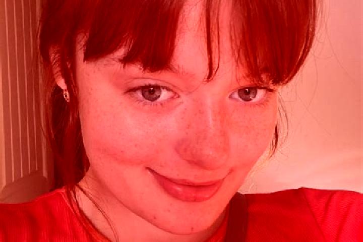 Lillian, 21, a red brown-eyed caucasian companion based in Kuriyama. Offering BDSM, Fetish, GFE. Available for incall and outcall, day and evening dates.