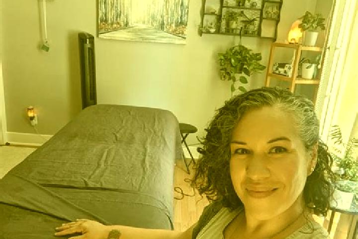 Lillian, 21, a red grey-eyed caribbean companion based in Avenal. Offering Massage, Travel Companion, OWO. Available for incall and outcall, overnight bookin...
