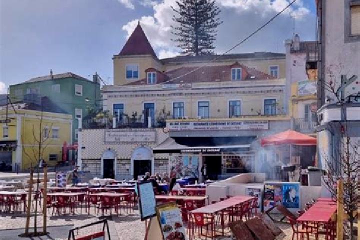 Lillian, 21 — Escort in Cacilhas, Portugal