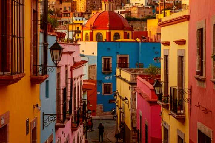 Lillian, 21 — Escort in Santa Maria Vigallo, Mexico