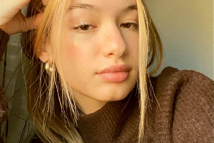 Lillian, 22, a blonde brown-eyed mixed companion based in Antratsyt. Offering Duos, BDSM, Deep French Kissing. Available for incall and outcall, day and even...