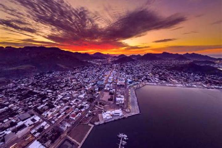 Lillian, 22 — Escort in Heroica Guaymas, Mexico