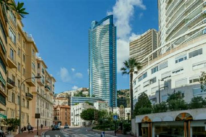 Lillian, 22 — Escort in La Rousse, Monaco