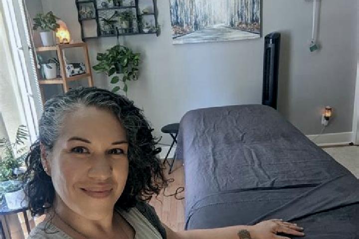 Lillian, 23, a black brown-eyed ebony companion based in Bukedea. Offering Tantra, Duos, Erotic Massage, Massage. Available for incall and outcall, day and e...