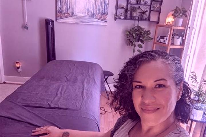 Lillian, 23, a chestnut amber-eyed indian companion based in El Cascalote. Offering Fetish, Roleplay, Erotic Massage. Available for incall and outcall, day a...
