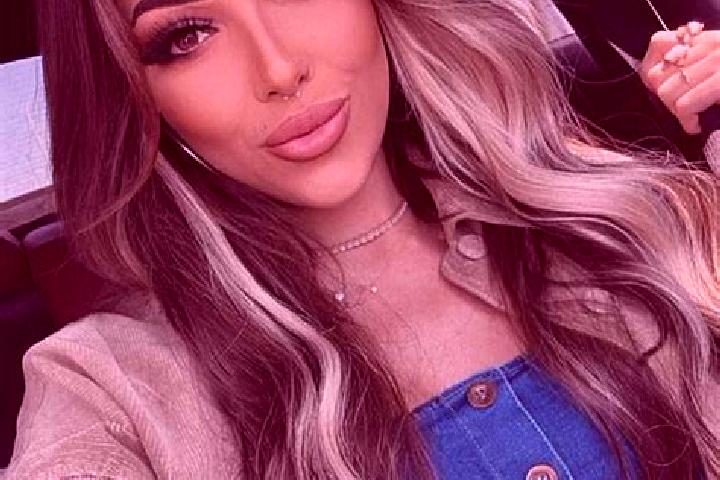 Lillian, 23, a dark blonde brown-eyed mediterranean companion based in Rhaezuens. Offering Deep French Kissing, Fetish, Striptease. Available for incall and ...