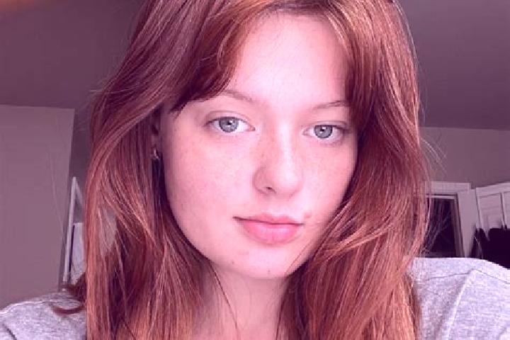 Lillian, 23, a red hazel-eyed caucasian companion based in Gazzo. Offering CIM, Massage, Domination. Available for incall and outcall, day and evening dates.