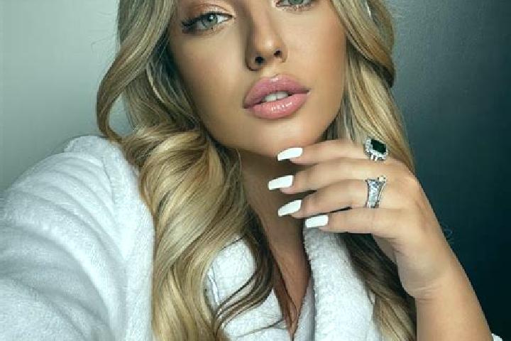 Lillian, 23 — Escort in Ct 0014, Canada