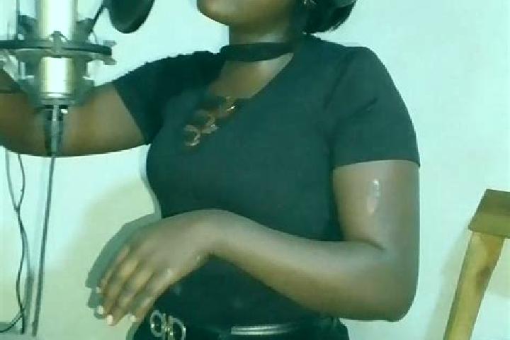 Lillian, 23 — Escort in Dala Cachibo, Angola
