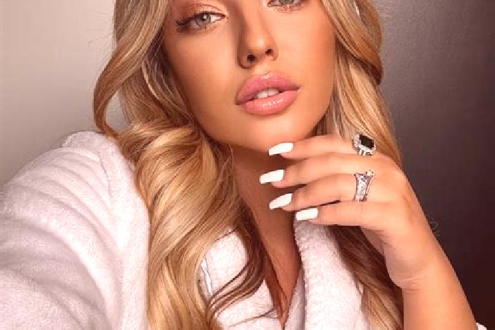 Lillian, 23 — Escort in Jordans, United Kingdom