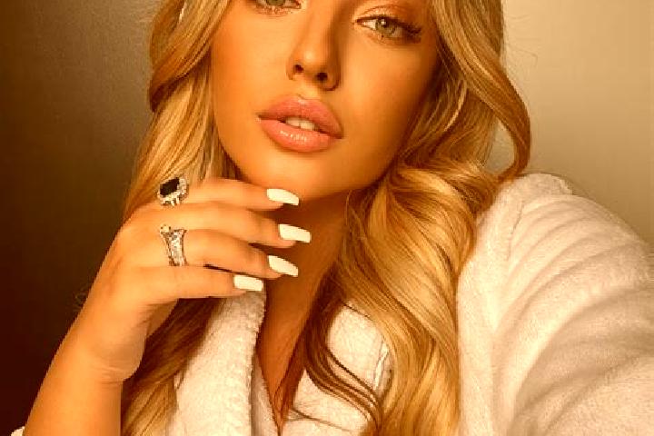 Lillian, 23 — Escort in Nielisz, Poland