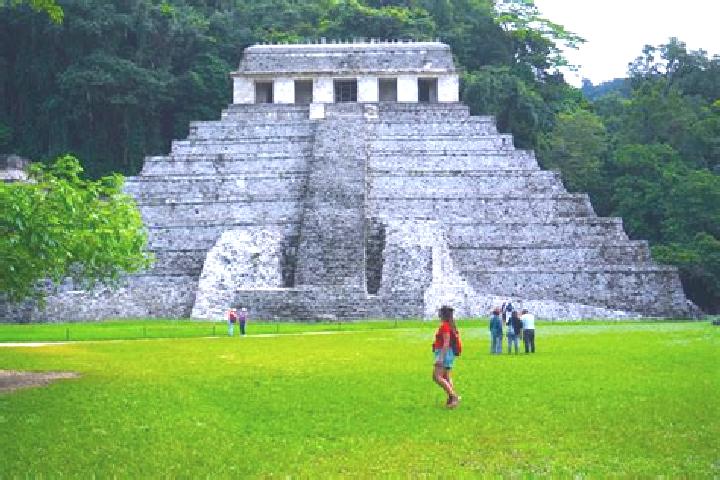 Lillian, 23 — Escort in Palenque, Mexico