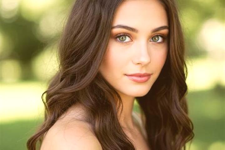 Lillian, 24, a black hazel-eyed caucasian companion based in Muros de Nalon. Offering Overnight, Girlfriend Experience, Deep French Kissing, GFE. Available f...