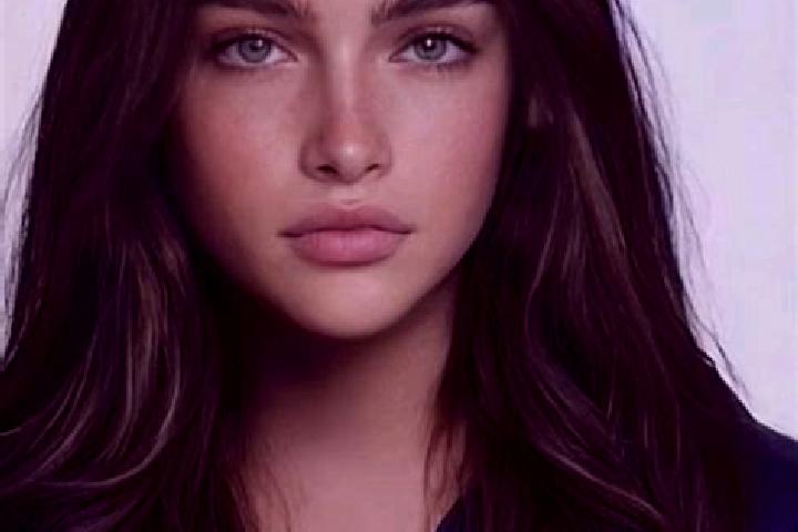 Lillian, 24, a brunette blue-eyed indian companion based in Dun-le-Palestel. Offering Roleplay, A-Level, Duos, Couples, Deep French Kissing. Available for in...