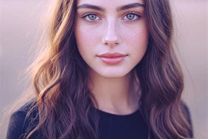 Lillian, 24, a chestnut green-eyed mediterranean companion based in Weinlos. Offering Deep French Kissing, BDSM, Fetish, Dinner Date. Available for incall an...