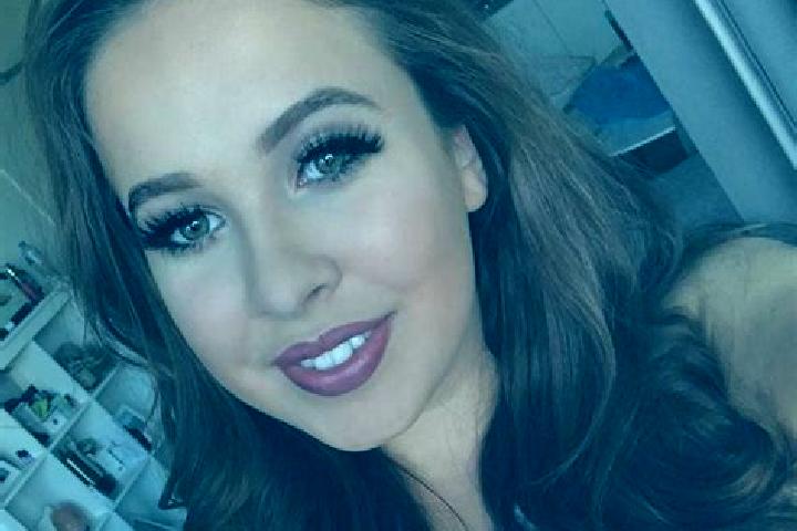 Lillian, 24, a dark blonde dark-eyed ebony companion based in Owston Ferry. Offering Striptease, Dinner Date, Massage, Girlfriend Experience, Domination. Ava...
