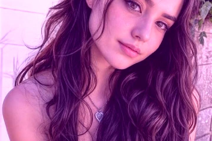 Lillian, 24, a red hazel-eyed middle eastern companion based in Shoshone. Offering Prostate Massage, GFE, Girlfriend Experience, Overnight, OWO. Available fo...