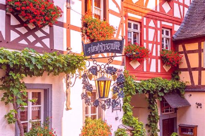 Lillian, 24 — Escort in Dorzbach, Germany