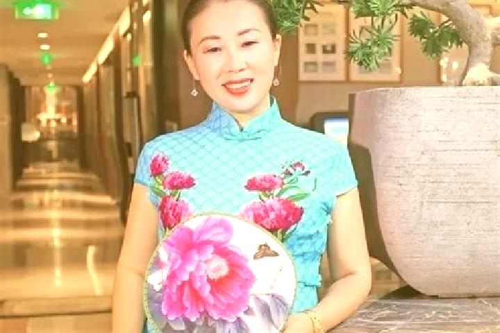 Lillian, 24 — Escort in Guohe, China